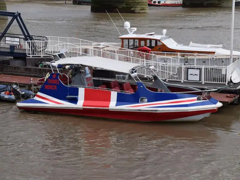 เรือสำราญ สำหรับขาย