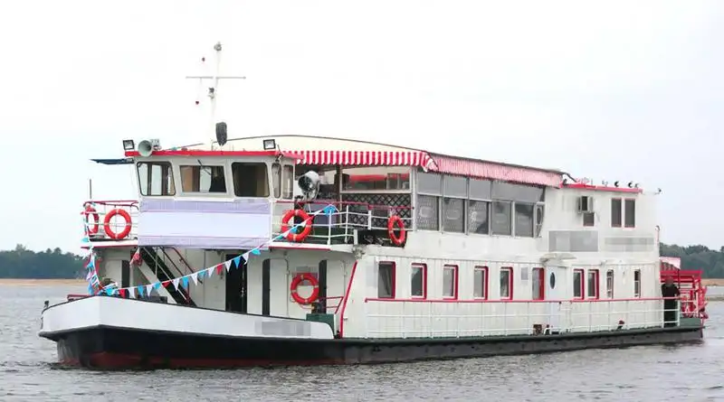 เรือบรรทุกตู้คอนเทนเนอร์ สำหรับขาย