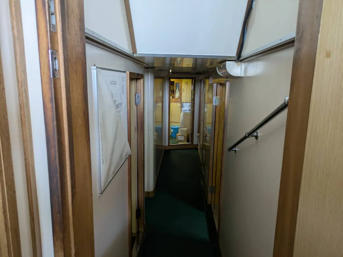 เรือลากอวนแบบ Longliner สำหรับขาย