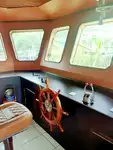 เรือขนส่งสัมภาระขึ้นฝั่งแบบมีถัง สำหรับขาย