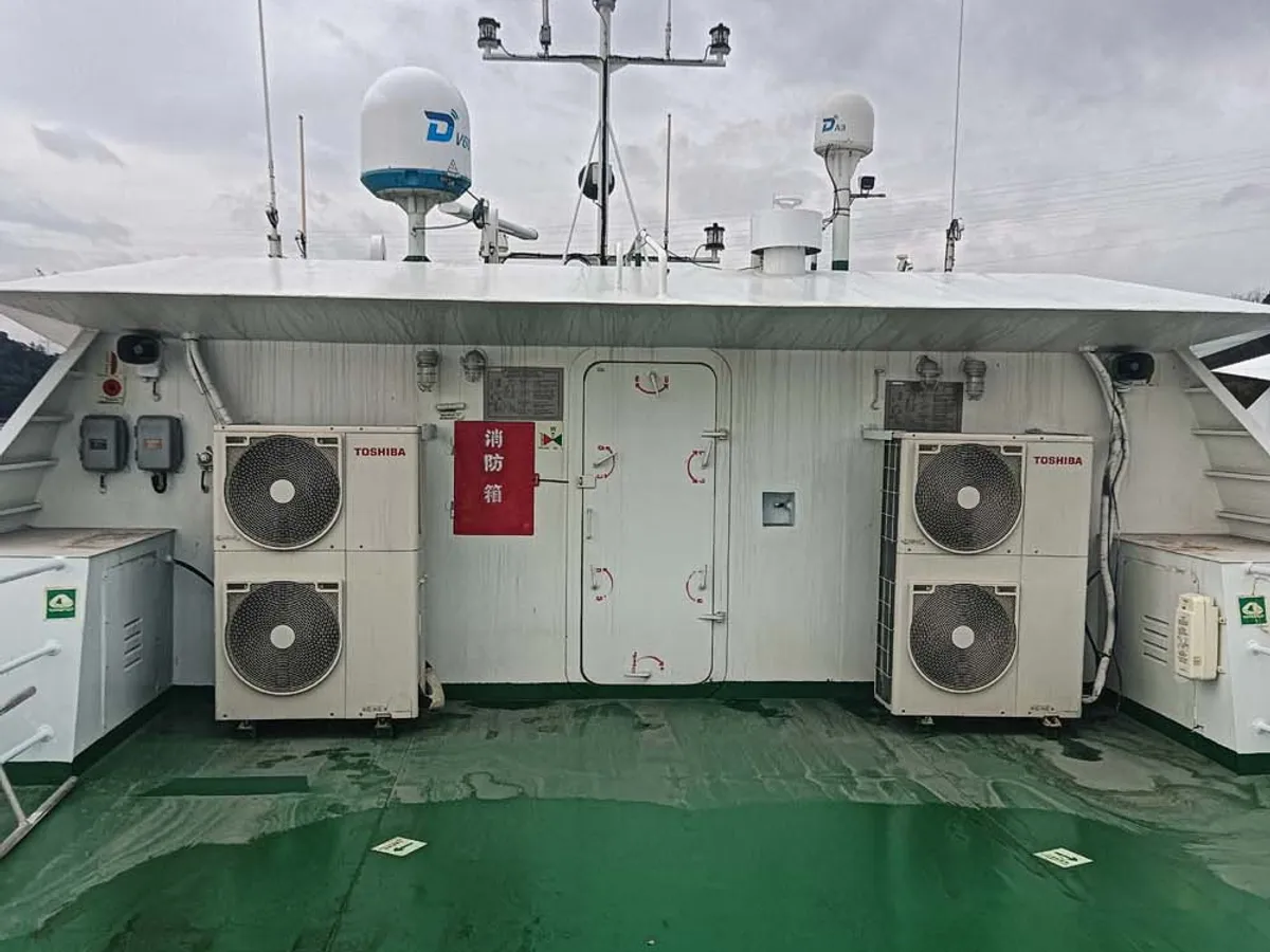 เรือสองลำ (Catamaran) สำหรับขาย