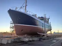 เรือลากอวนแบบ Longliner สำหรับขาย