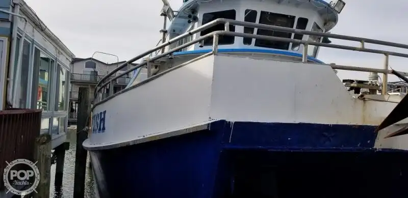 เรือสองลำ (Catamaran) สำหรับขาย