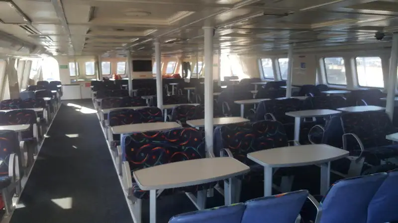 เรือสองลำ (Catamaran) สำหรับขาย