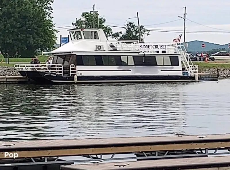 เรือเฟอร์รี่ สำหรับขาย