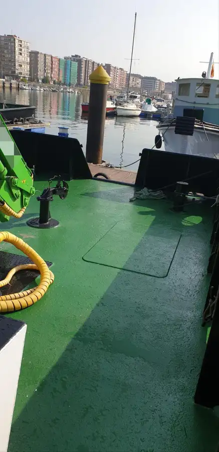 เรือทำงาน สำหรับขาย
