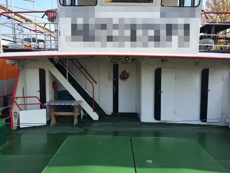 เรือบรรทุกตู้คอนเทนเนอร์ สำหรับขาย