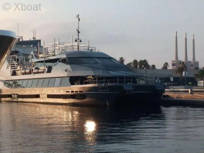 เรือสำราญ สำหรับขาย