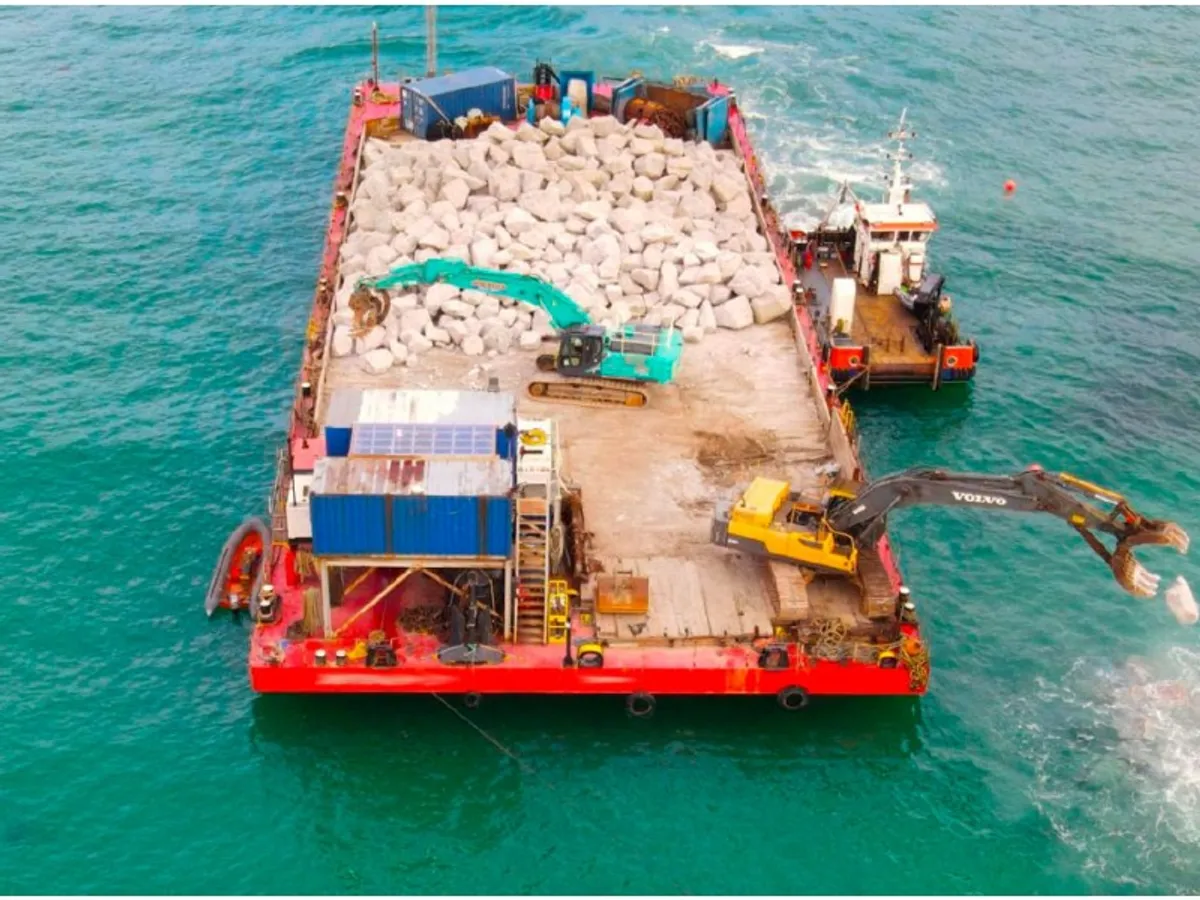 เรือบรรทุกสินค้า (Barge) สำหรับขาย