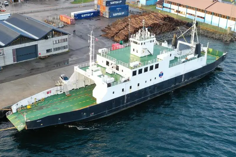 เรือบรรทุกสินค้าแบบ Ro-Ro สำหรับขาย