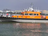 เรือนำร่อง สำหรับขาย