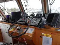 เรือนำร่อง สำหรับขาย