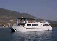 เรือสองลำ (Catamaran) สำหรับขาย