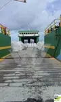 เรือขนส่งสัมภาระขึ้นฝั่งแบบมีถัง สำหรับขาย