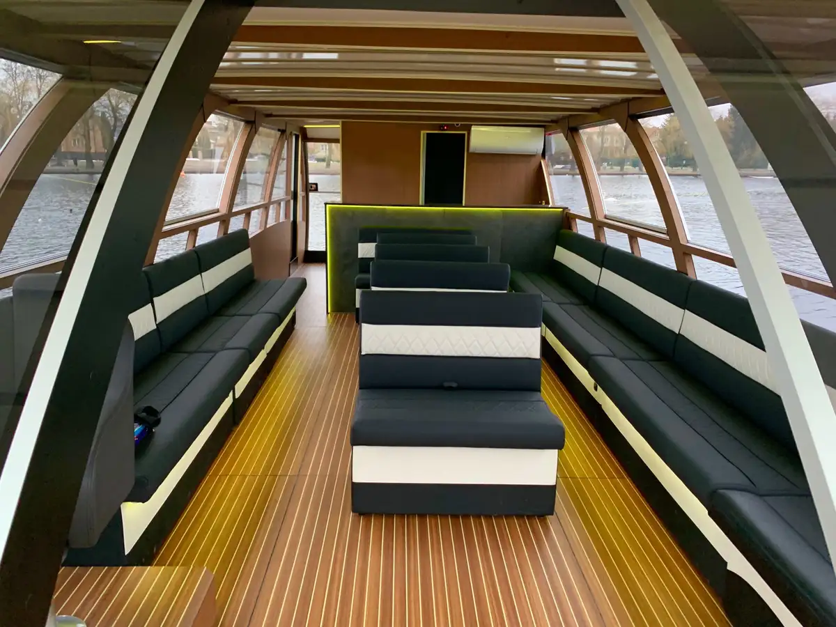 เรือสองลำ (Catamaran) สำหรับขาย