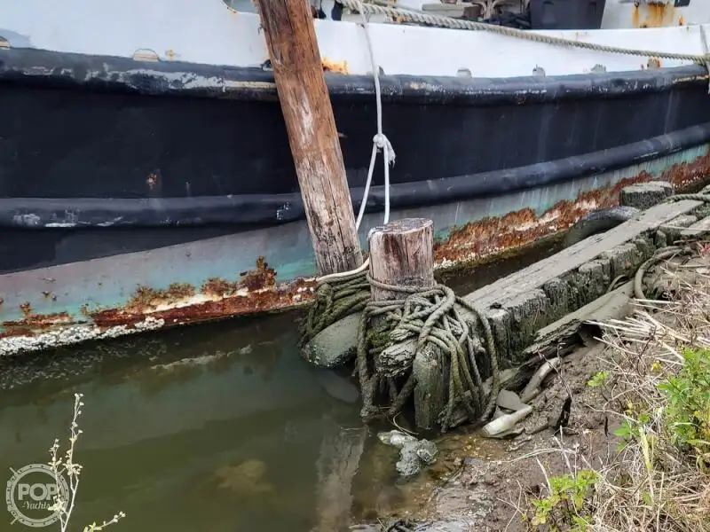 เรือขนส่งเสบียง สำหรับขาย