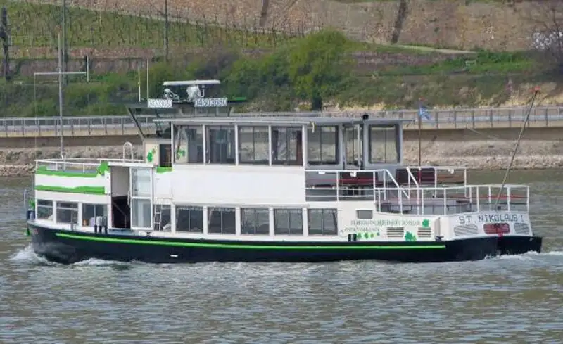 เรือสำราญ สำหรับขาย