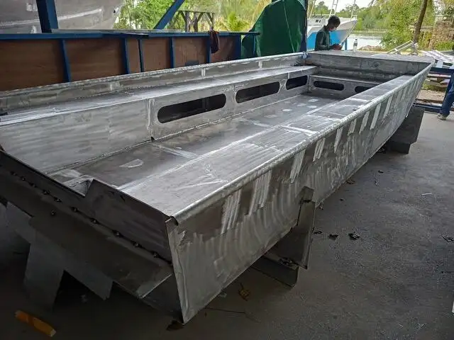 เรือทำงาน สำหรับขาย
