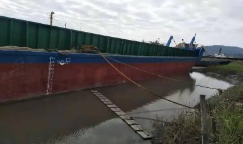 เรือบรรทุกสินค้า (Barge) สำหรับขาย