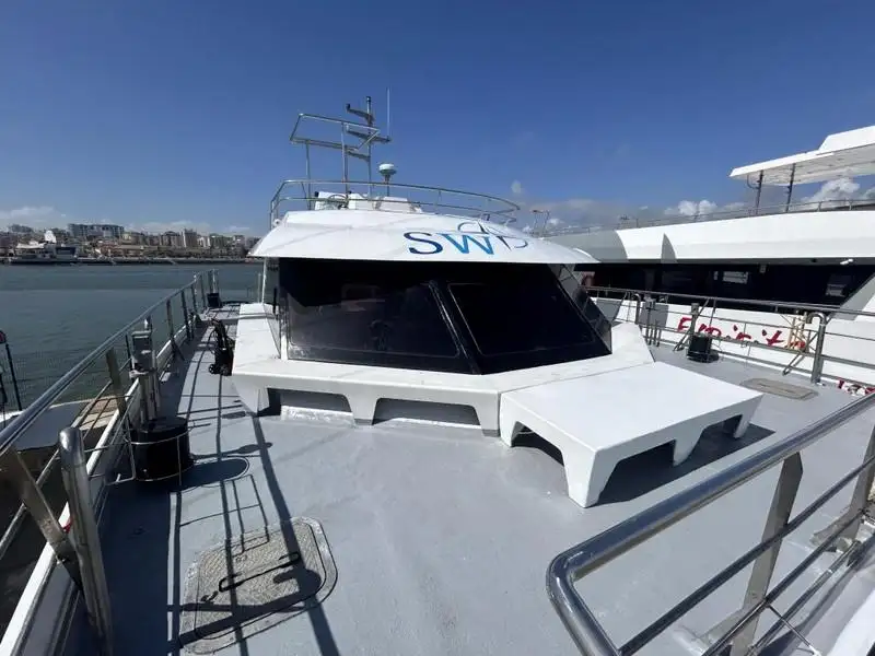 เรือสองลำ (Catamaran) สำหรับขาย