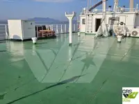 เรือขนส่งสัมภาระขึ้นฝั่งแบบมีถัง สำหรับขาย