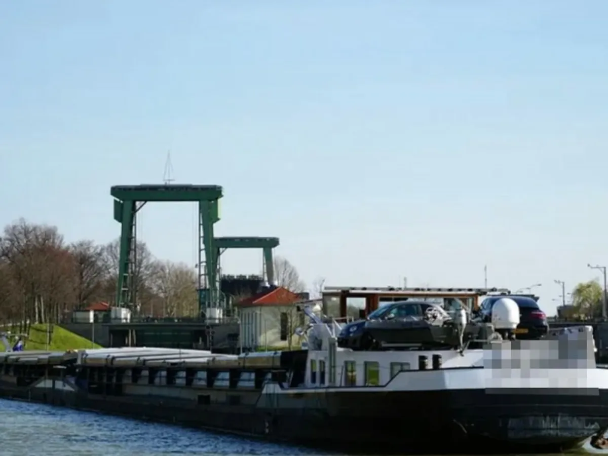 เรือบรรทุกสินค้า (Barge) สำหรับขาย
