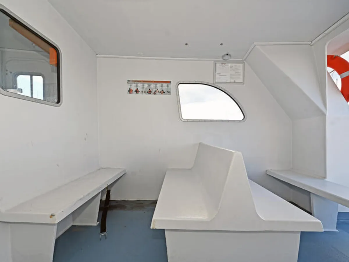 เรือสองลำ (Catamaran) สำหรับขาย