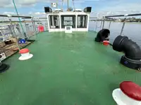 เรือนำร่อง สำหรับขาย