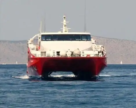 เรือสองลำ (Catamaran) สำหรับขาย