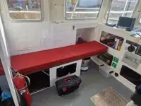เรือสองลำ (Catamaran) สำหรับขาย