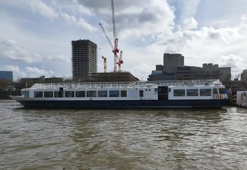 เรือเฟอร์รี่สำราญ สำหรับขาย