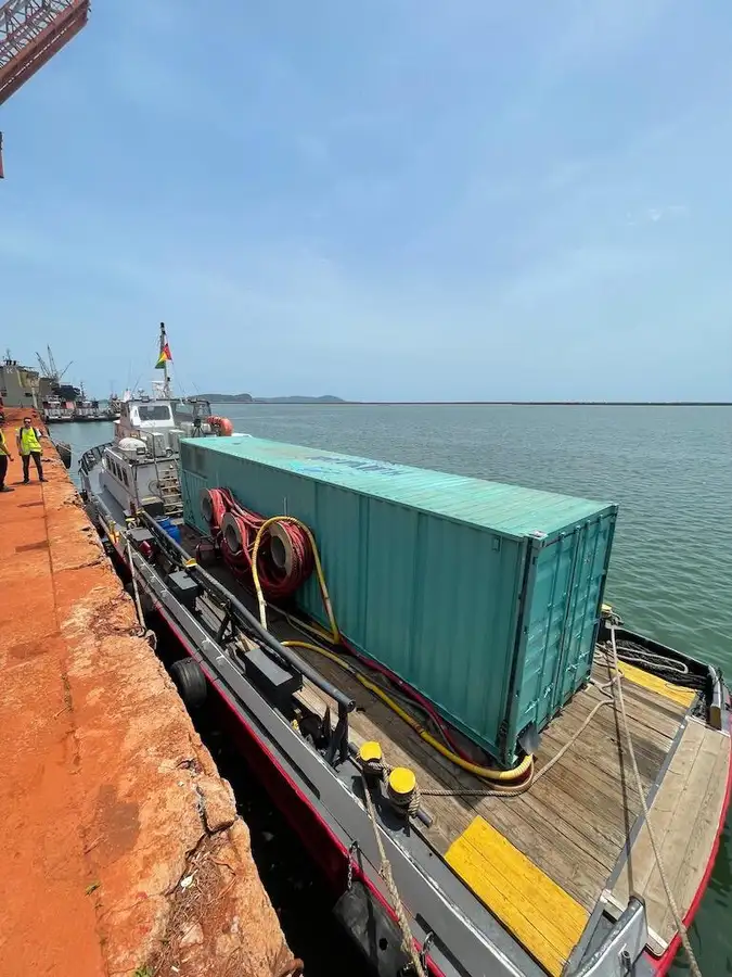 เรือบรรทุกตู้คอนเทนเนอร์ สำหรับขาย