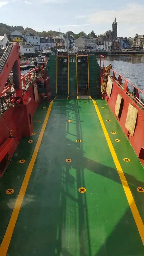 เรือบรรทุกสินค้าแบบ Ro-Ro สำหรับขาย