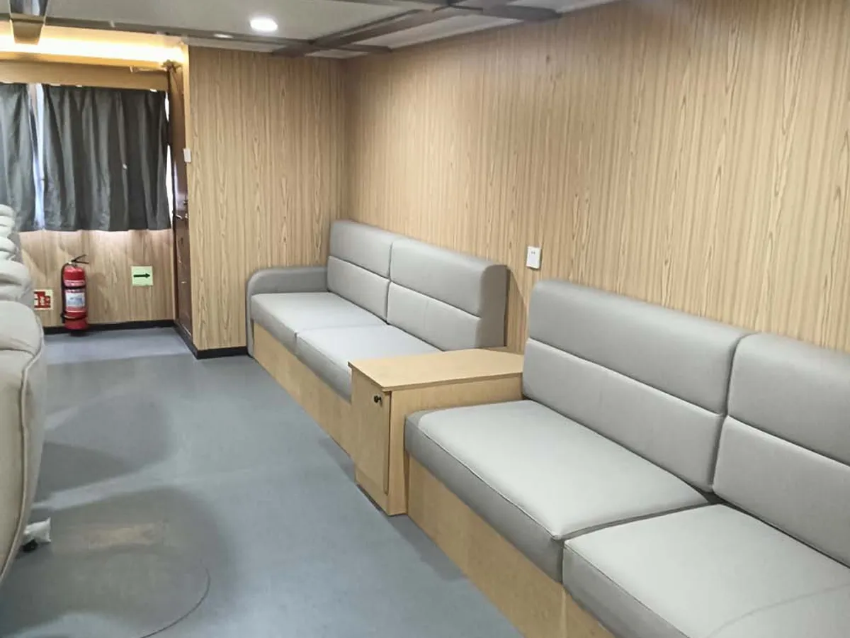 เรือสองลำ (Catamaran) สำหรับขาย