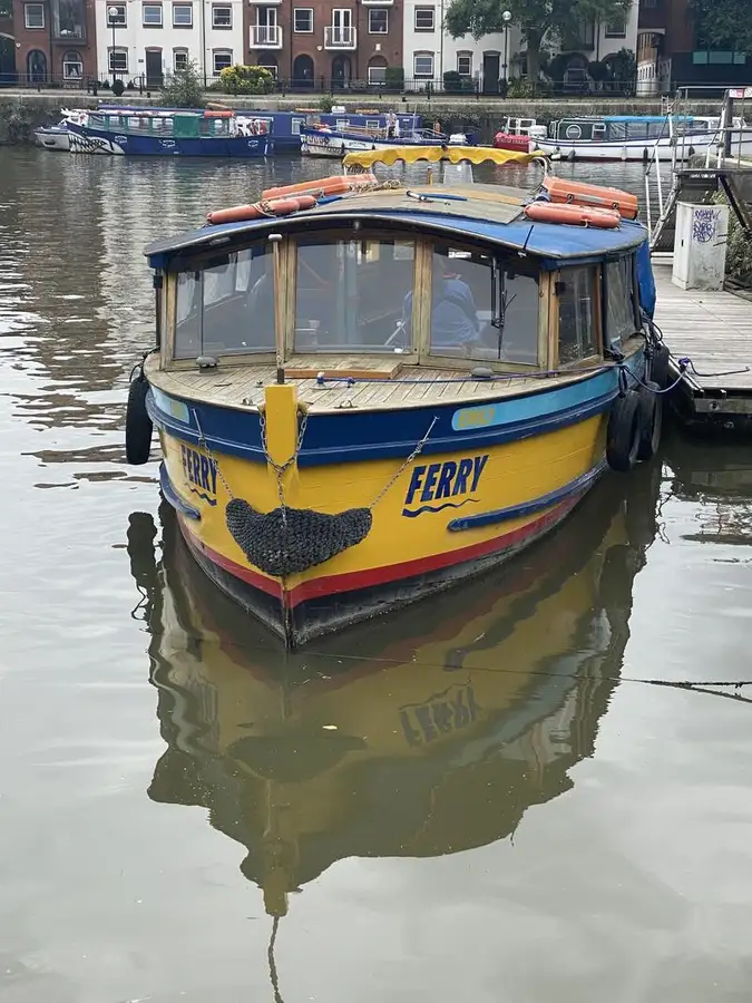 เรือเฟอร์รี่ สำหรับขาย