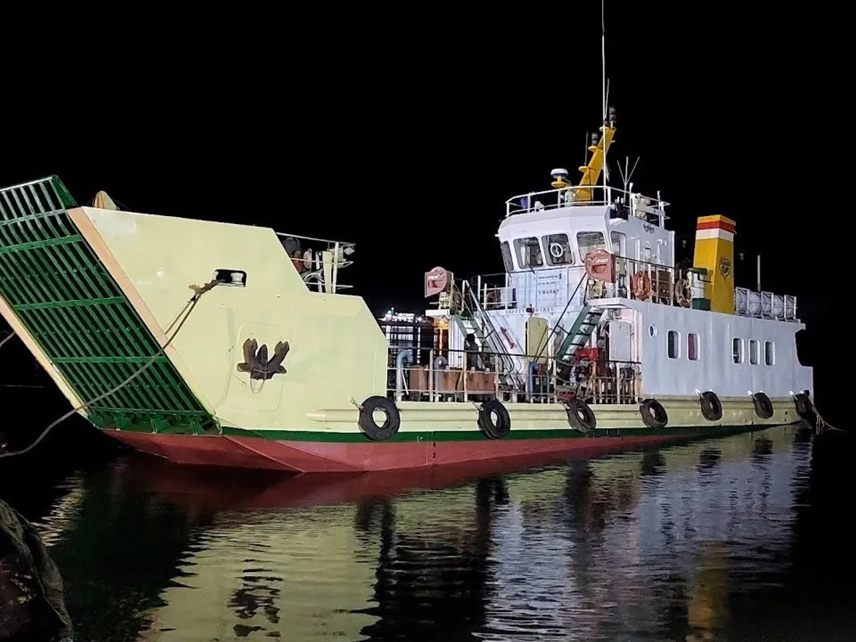 เรือบรรทุกสินค้า (Barge) สำหรับขาย