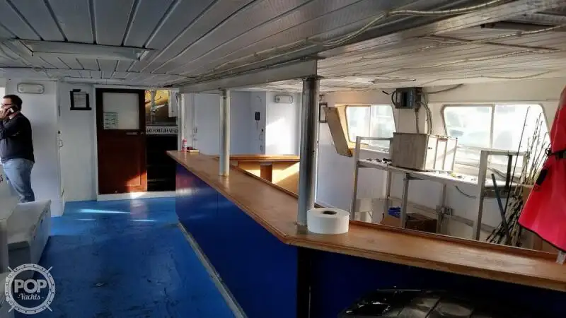 เรือสองลำ (Catamaran) สำหรับขาย