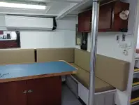 เรือบรรทุกตู้คอนเทนเนอร์ สำหรับขาย
