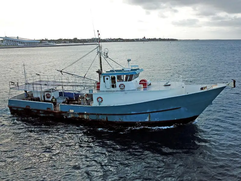 เรือลากอวนแบบ Longliner สำหรับขาย