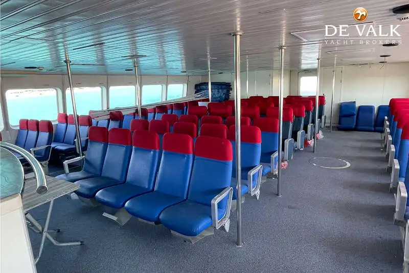 เรือสองลำ (Catamaran) สำหรับขาย