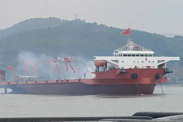 เรือบรรทุกสินค้า (Barge) สำหรับขาย