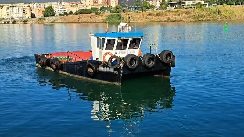 เรือทำงาน สำหรับขาย