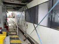 เรือบรรทุกตู้คอนเทนเนอร์ สำหรับขาย