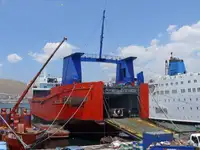 เรือบรรทุกตู้คอนเทนเนอร์ สำหรับขาย
