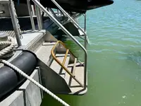 เรือสองลำ (Catamaran) สำหรับขาย