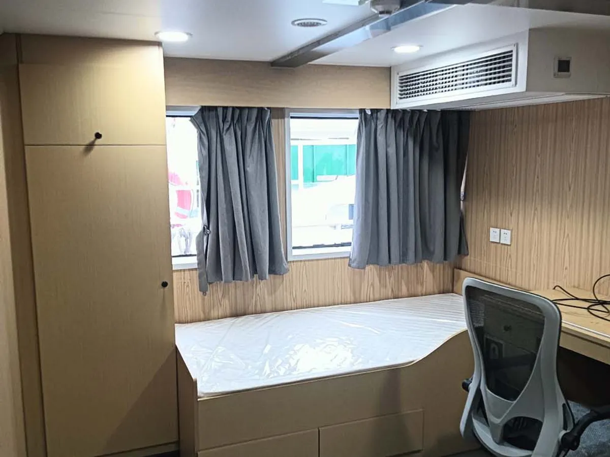 เรือสองลำ (Catamaran) สำหรับขาย