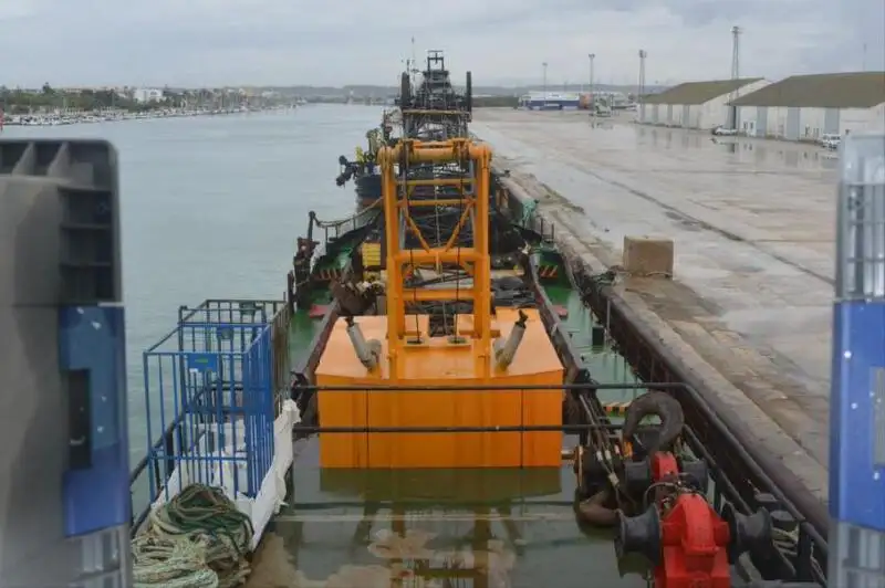 เรือบรรทุกสินค้า (Barge) สำหรับขาย