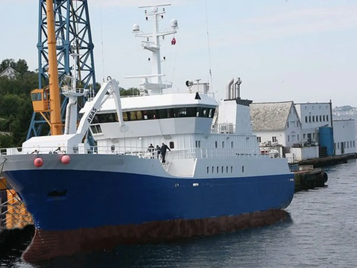 เรือลากอวนแบบ Longliner สำหรับขาย
