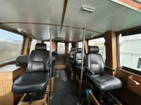 เรือนำร่อง สำหรับขาย