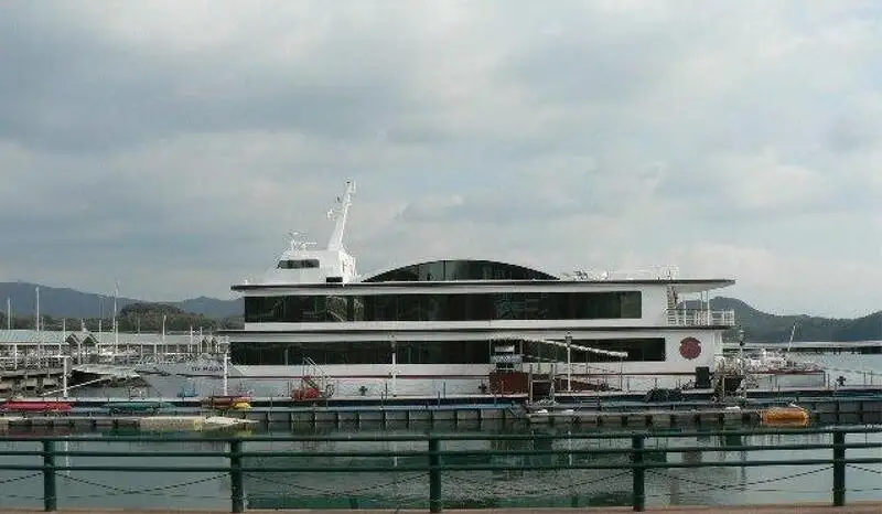 เรือสองลำ (Catamaran) สำหรับขาย